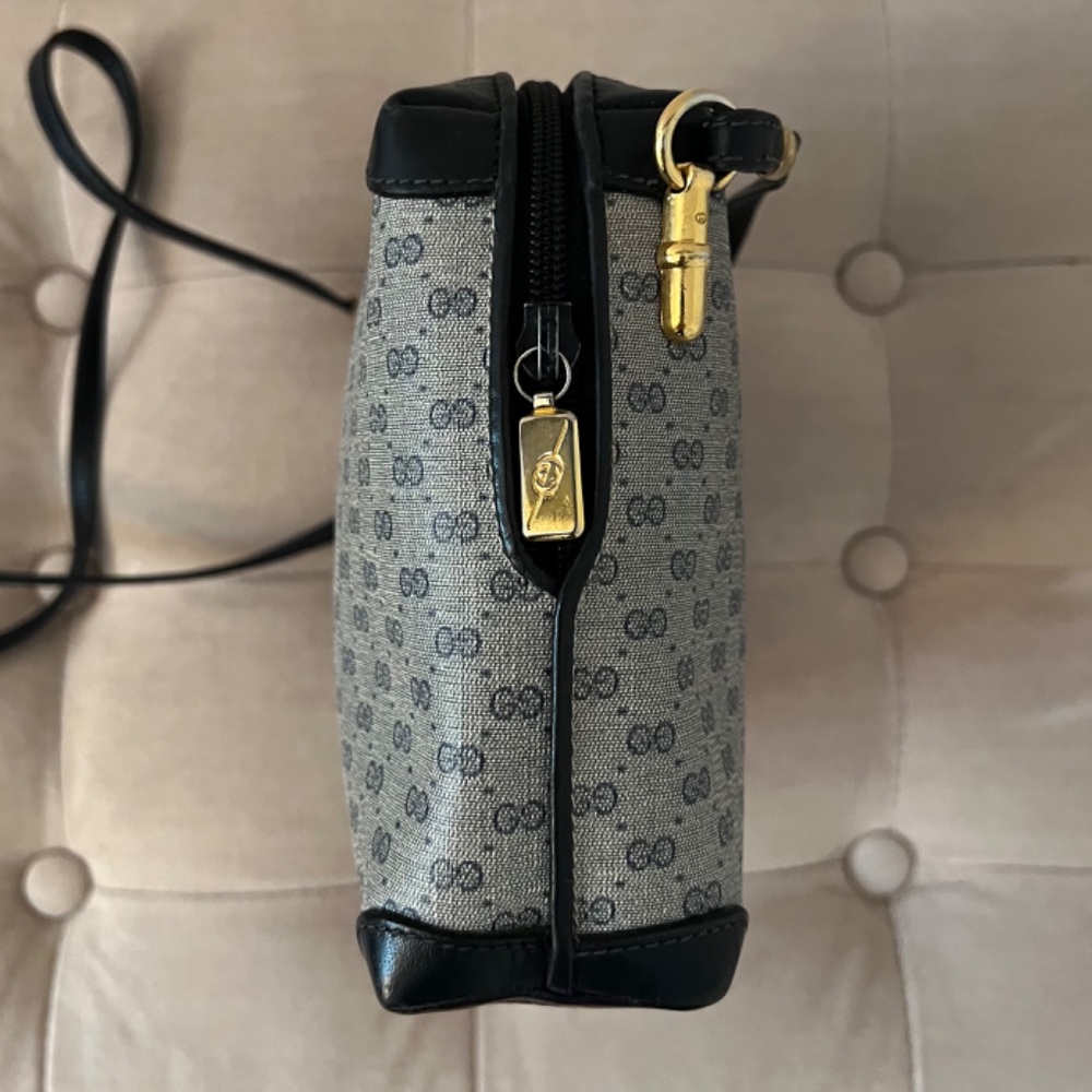 Gucci vintage Micro GG Monogram. - Picture 9 of 9